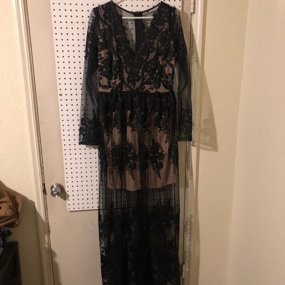 Black lace maxi dress